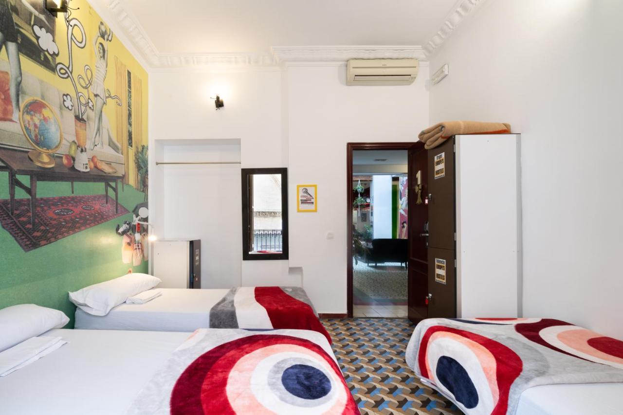 Home Youth Hostel By Feetup Hostels Valencia Bagian luar foto